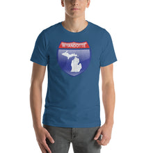 Textured Print Wyandotte Michigan Interstate Sign Short-Sleeve Unisex T-Shirt (7 Colors)